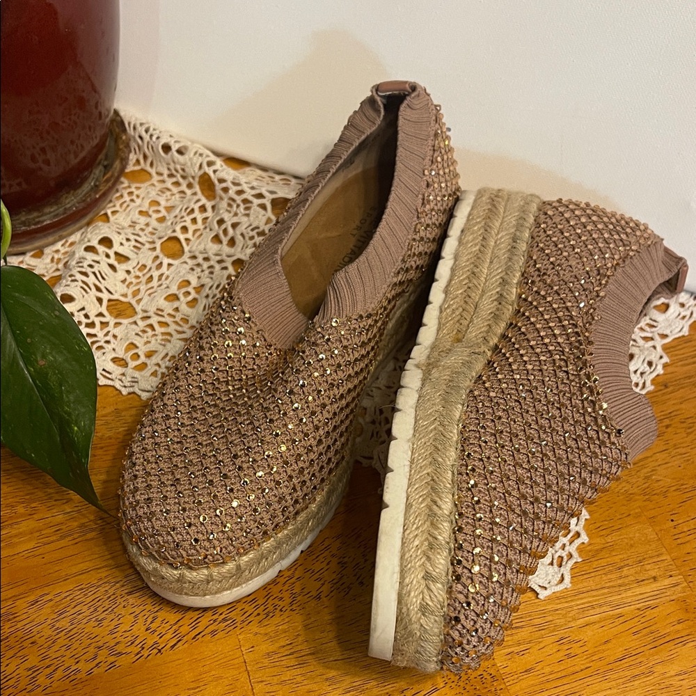 Adrienne Vittadini - sparkling Tan wedge Slip-Ons